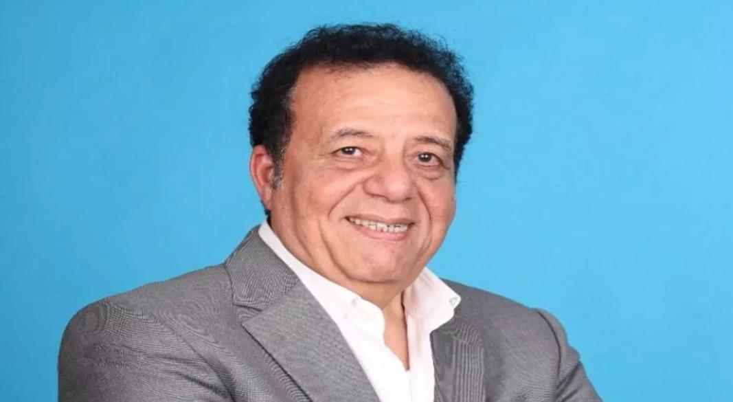 الدكتور عاطف عبد اللطيف