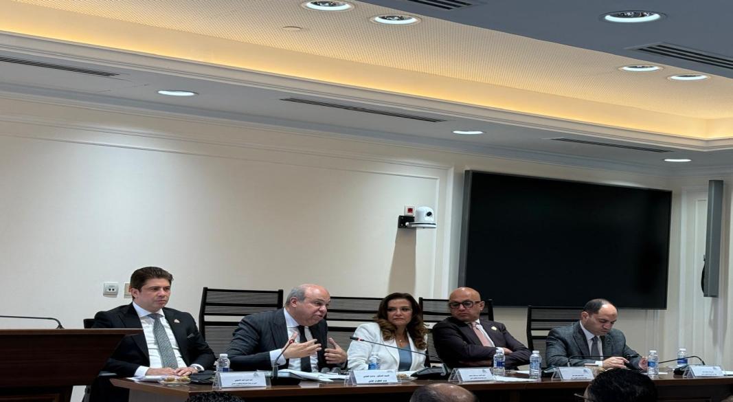 وزير الطيران المدني