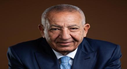 رجل الأعمال كامل أبو علي